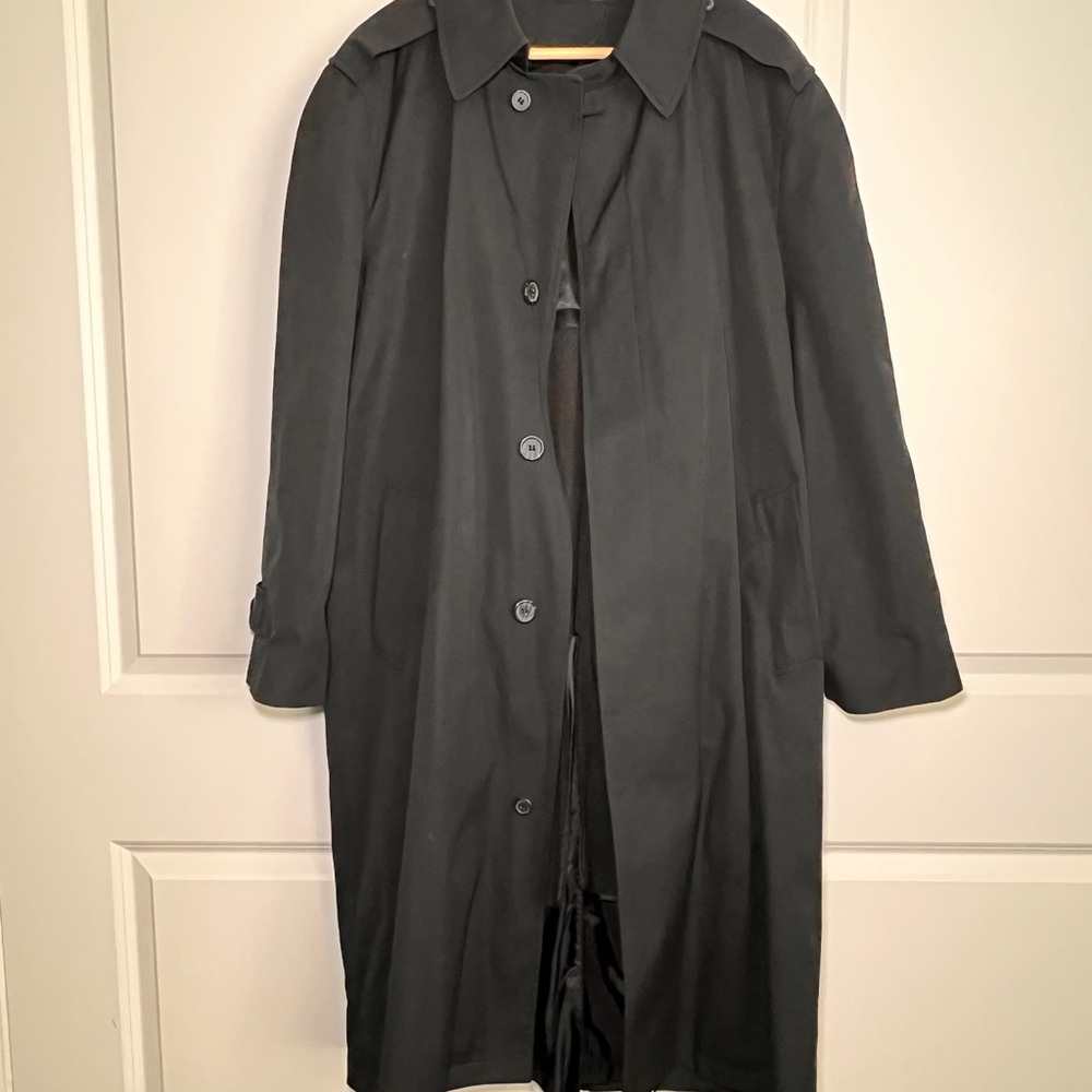 U.S. Navy All Weather Classic Black Trench Coat (discontinued style) 40 Regular